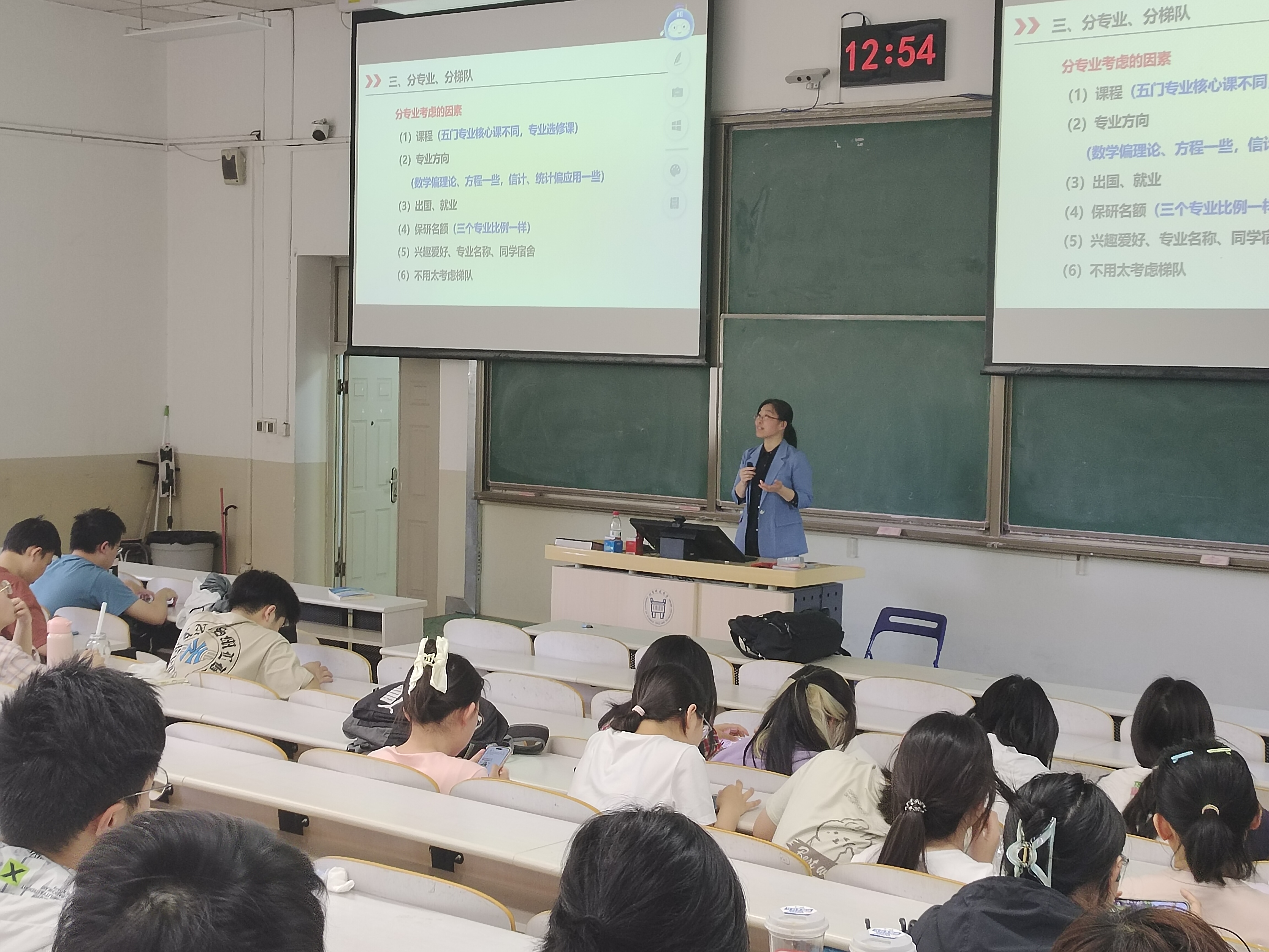 1744883071946929.jpg 1744883071946929.jpg